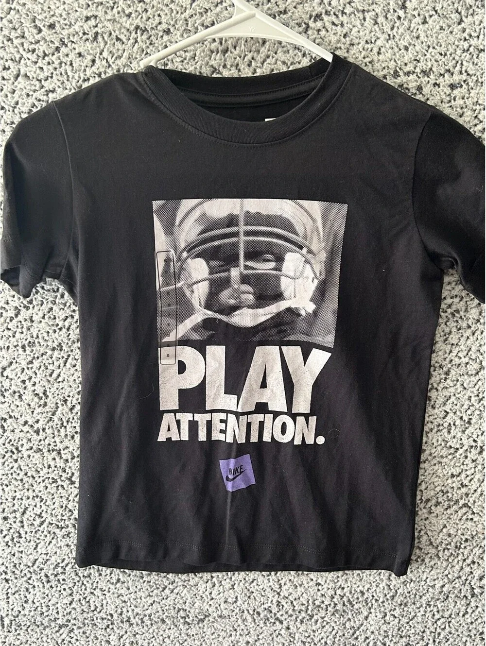 Nike Kids Play Attention Graphic T Shirt Black Size Small NWT Football Tee